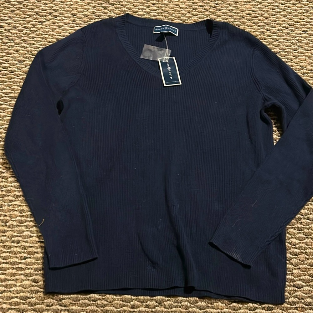 NWT large Karen Scott sweater